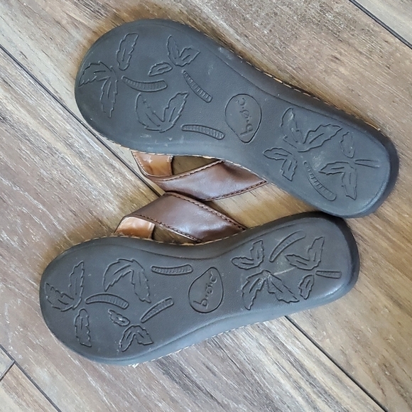 B.O.C Born Leather Thong Flip Flop Sandals Flats shoes sz 7 - Picture 8 of 12